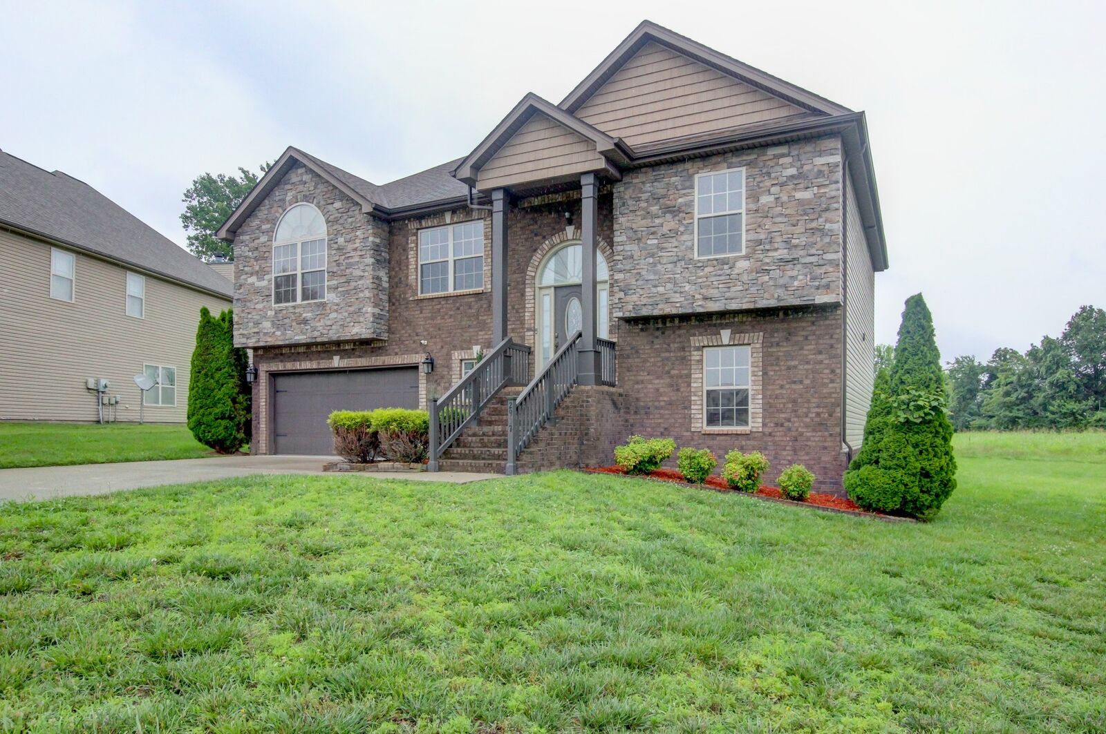 Property Photo:  2937 McManus Cir  TN 37042 