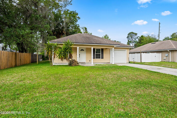Property Photo: 363 Roberts Street N FL 32043