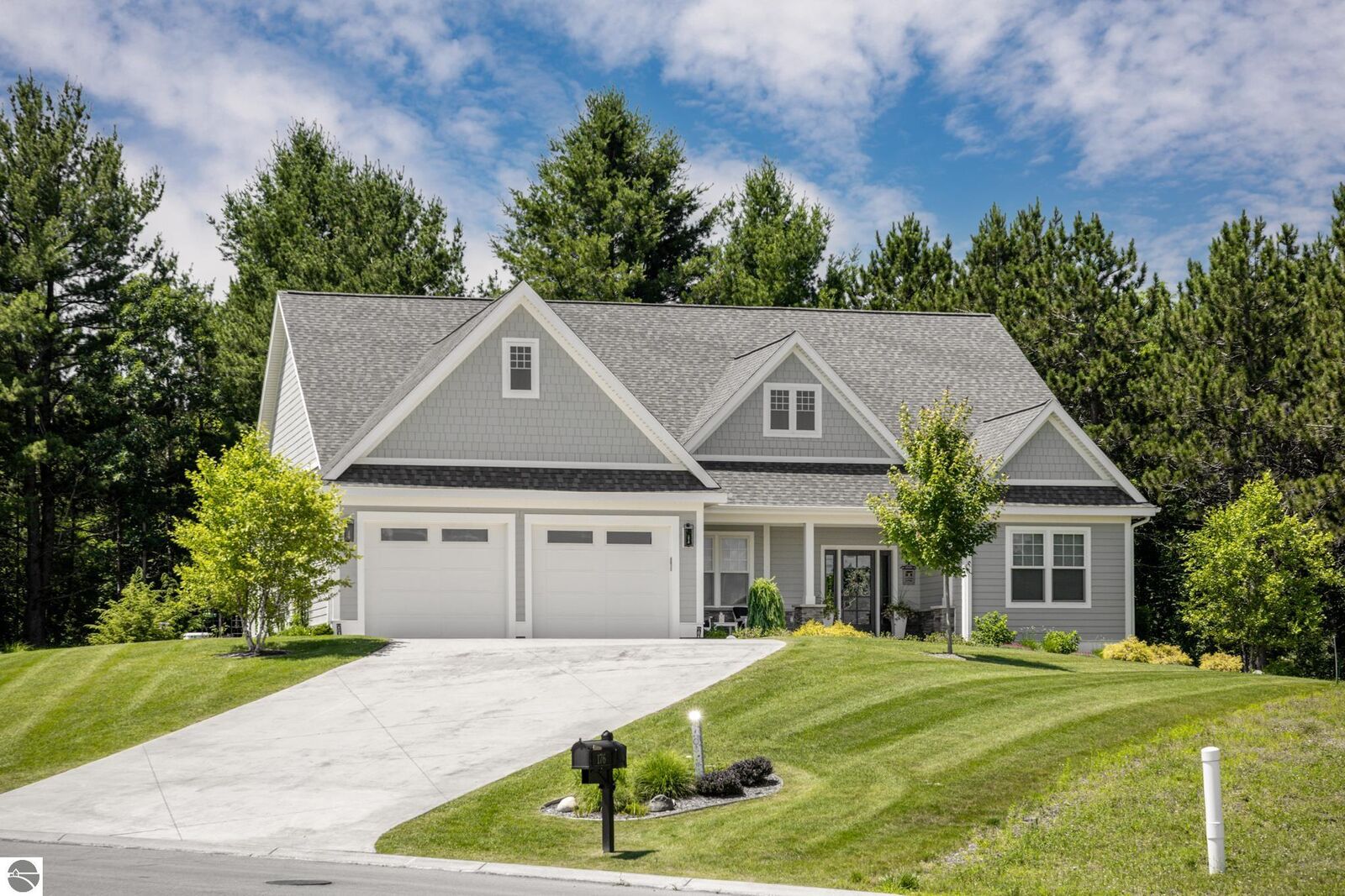 Property Photo:  176 Vineyard Ridge Drive  MI 49686 