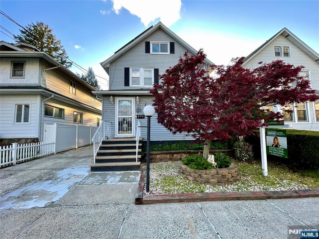 Property Photo:  172 Roosevelt Avenue  NJ 07621 