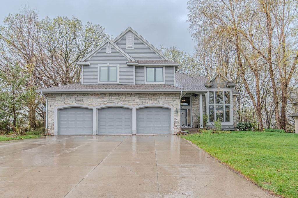 Property Photo:  13856 Essex Trail  MN 55124 