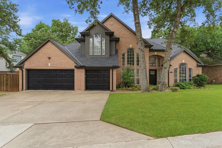 Property Photo:  803 Woodside Court  TX 75077 