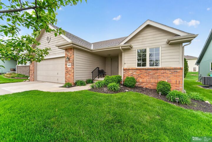 Property Photo:  8123 S 107th Street  NE 68128 