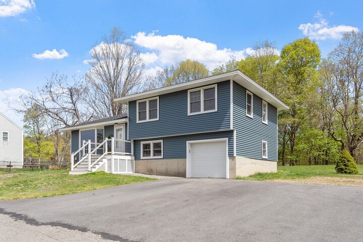 Property Photo:  3 Smith Drive  MA 01462 