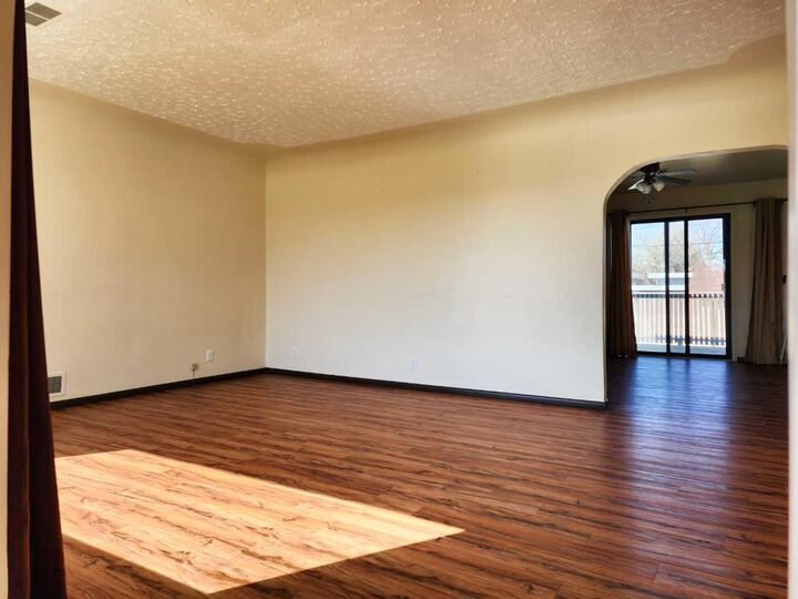 Property Photo: 422 21 Street S AB T1J 3K2