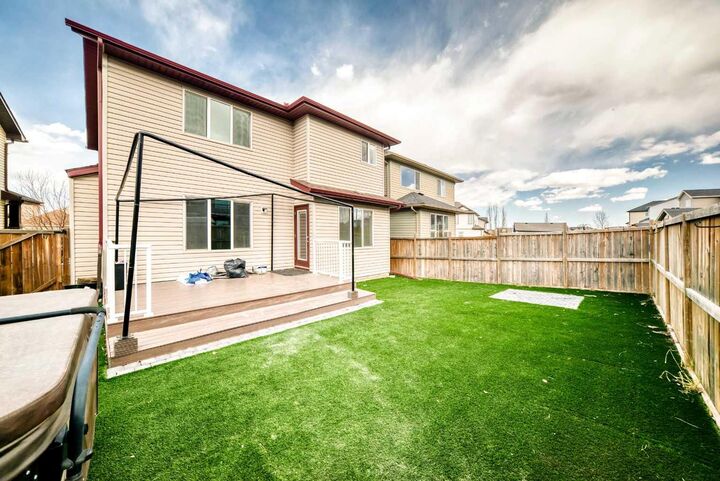 Property Photo:  455 Cimarron Boulevard  AB T1S 0H7 