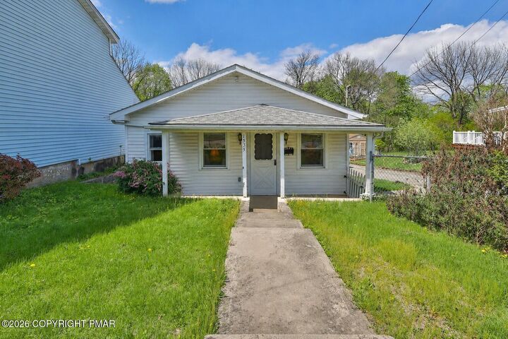 Property Photo:  1535 Monocacy Street  PA 18018 