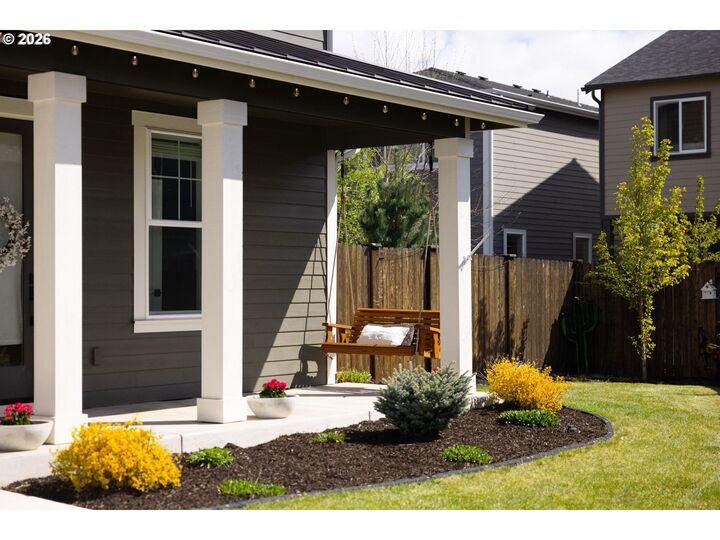 Property Photo:  63220 NW Red Butte Ct  OR 97703 