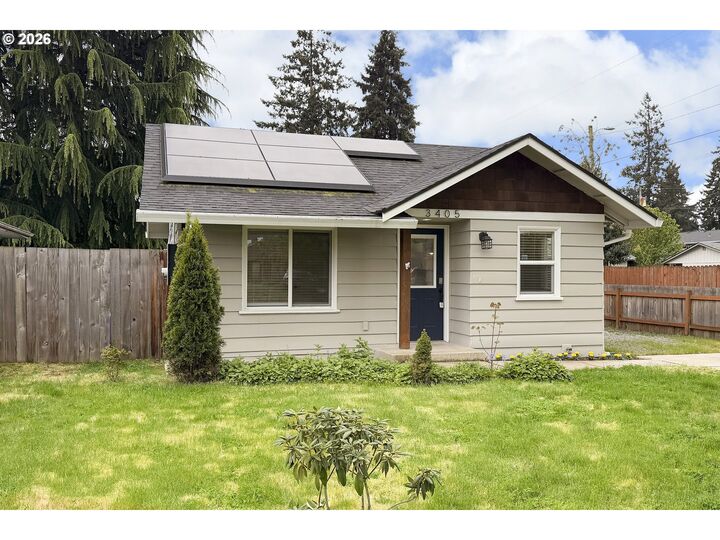 Property Photo:  3405 E 21st St  WA 98661 