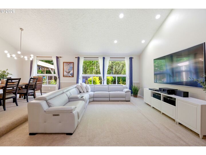 Property Photo:  15598 NW Overton Dr  OR 97006 