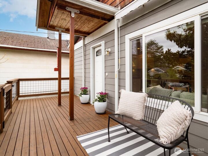 Property Photo:  4513  Cascadia Avenue S  WA 98118 