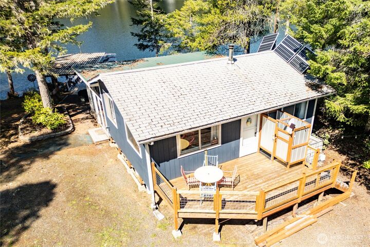 Property Photo:  3 NE Wildberry Lake Drive  WA 98588 
