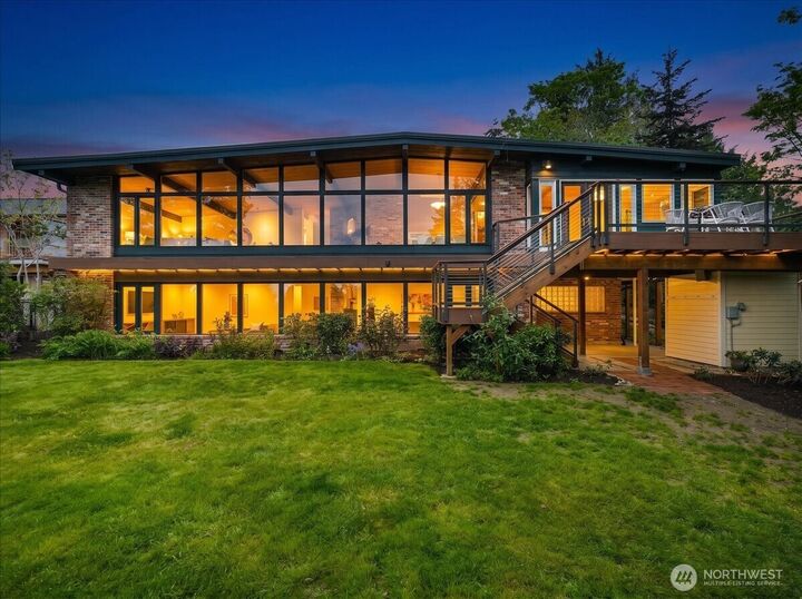 Property Photo: 11501 4th Avenue NW WA 98177