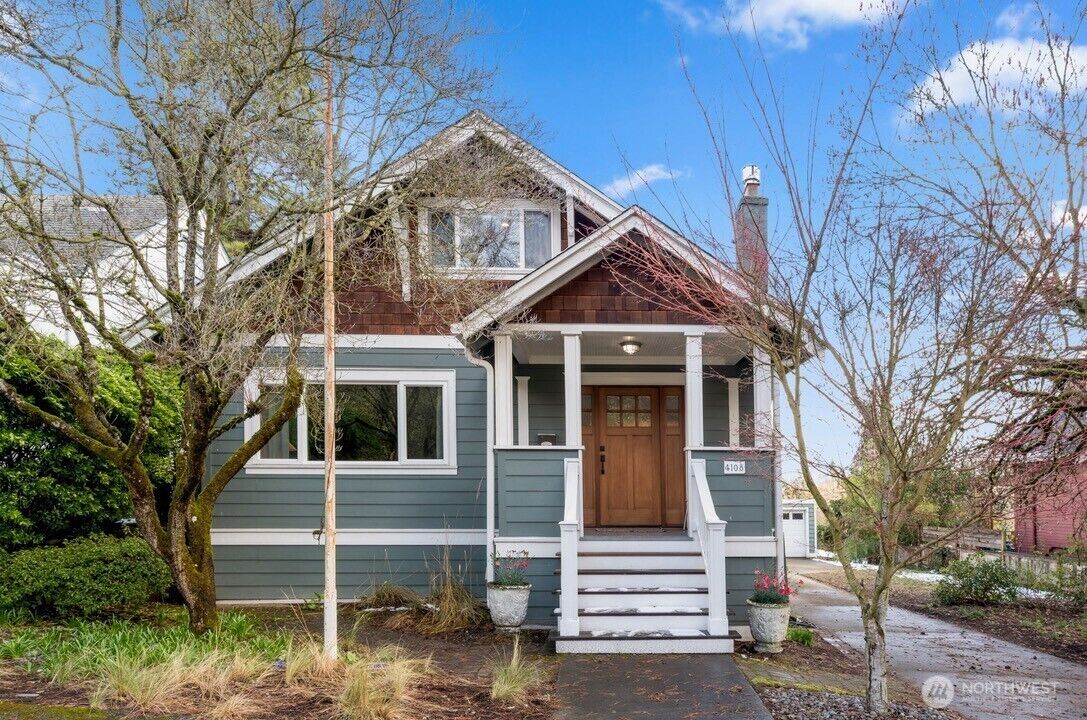 Property Photo:  4108  41st Avenue S  WA 98118 