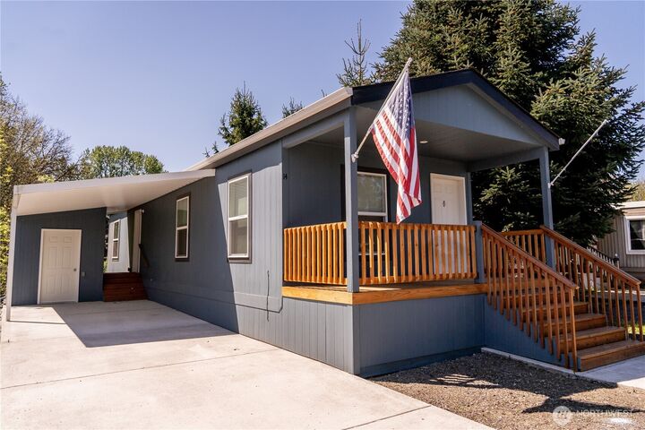 Property Photo:  5600  Mt Solo Road 14  WA 98632 