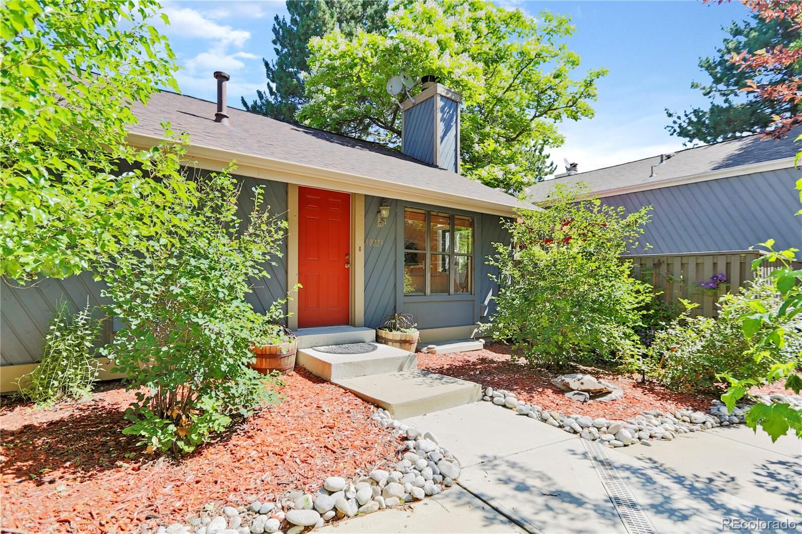 Property Photo: 10223 E Peakview Avenue CO 80111
