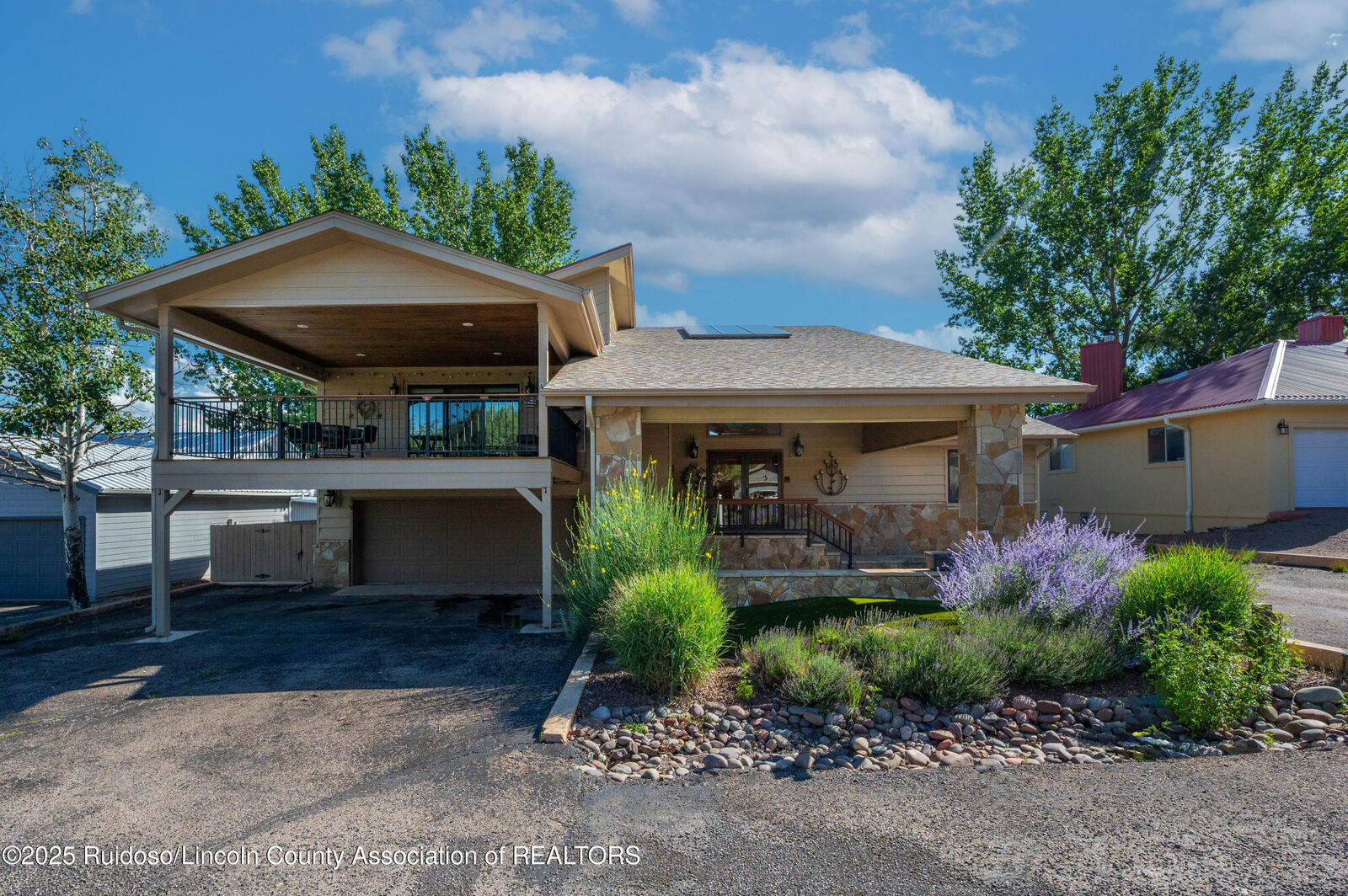Property Photo: 419 Barcus Rd NM 88345