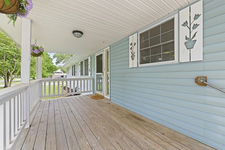 Property Photo:  124 N Broadway  KS 67146 