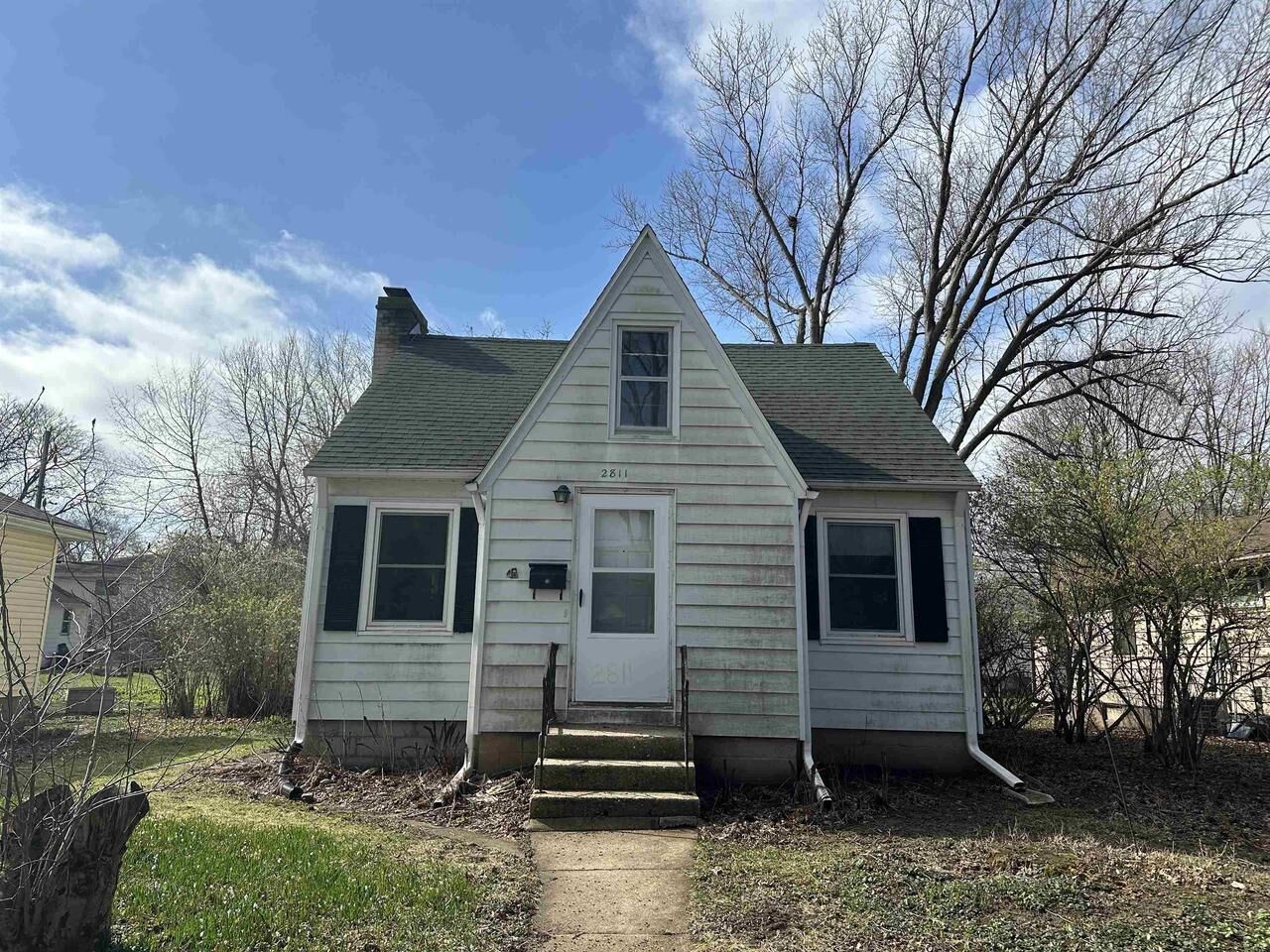 Property Photo:  2811 Hoard Street  WI 53704 