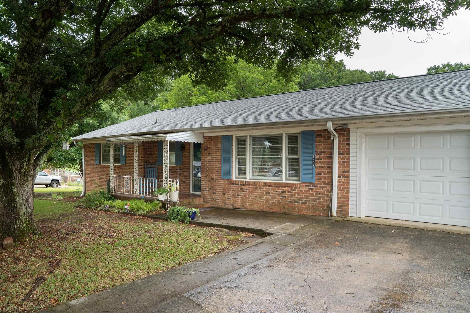 Property Photo: 128 Granger Road SC 29306