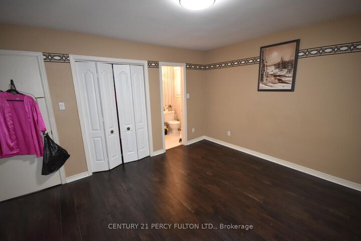 Photo de la propriété:  78 Senator Reesor'S Drive  ON L3P 3E5 
