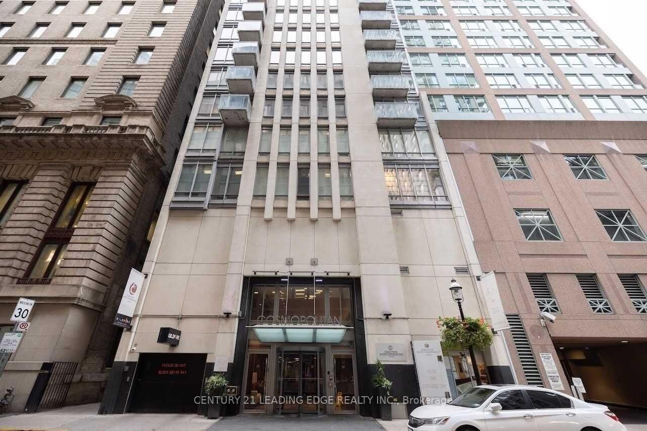 Property Photo: 8 Colborne Street 1103 ON M5E 1E1
