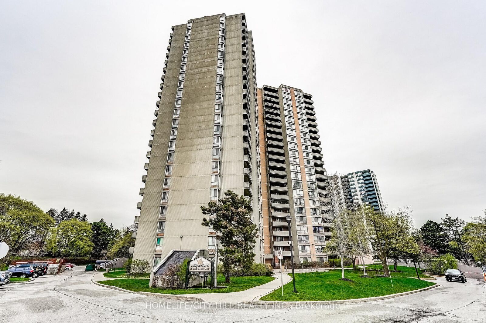Property Photo: 10 Martha Eaton Way 1508 ON M6M 5B3