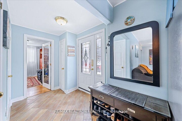 Property Photo: 56 Brentwood Road ON L0M 1B2
