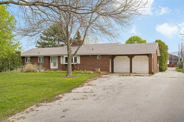 Property Photo: 329 County Rd 34 East ON N0P 2G0