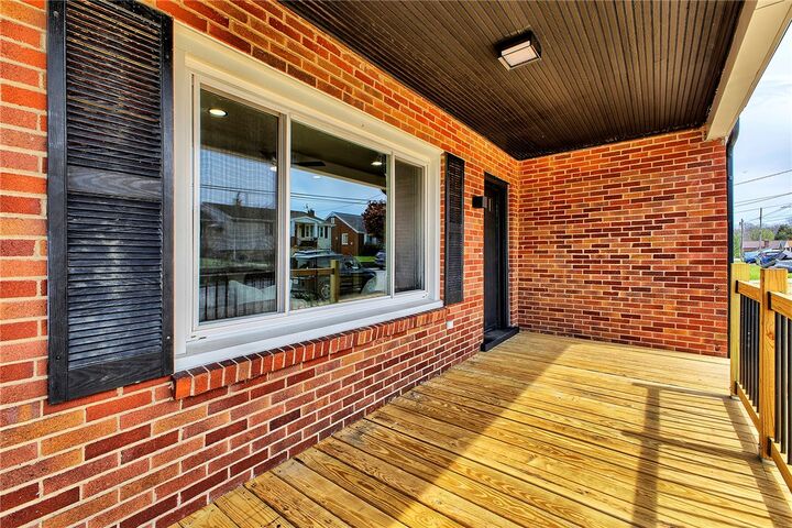 Property Photo:  100 Fifth Avenue  PA 15650 