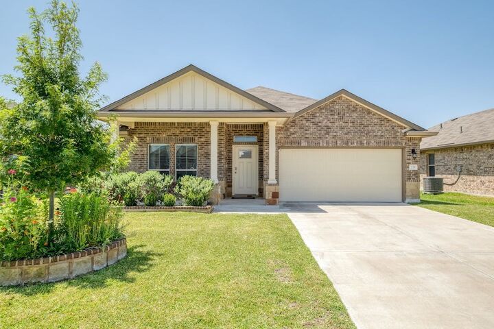Property Photo:  239 High More Court  TX 76502 