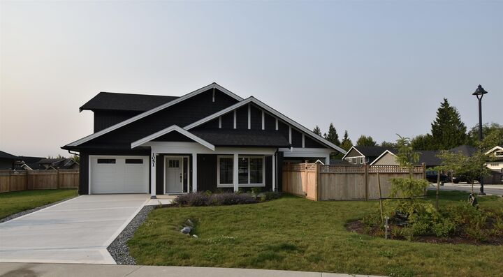 1051 Celia Crescent — photo 1