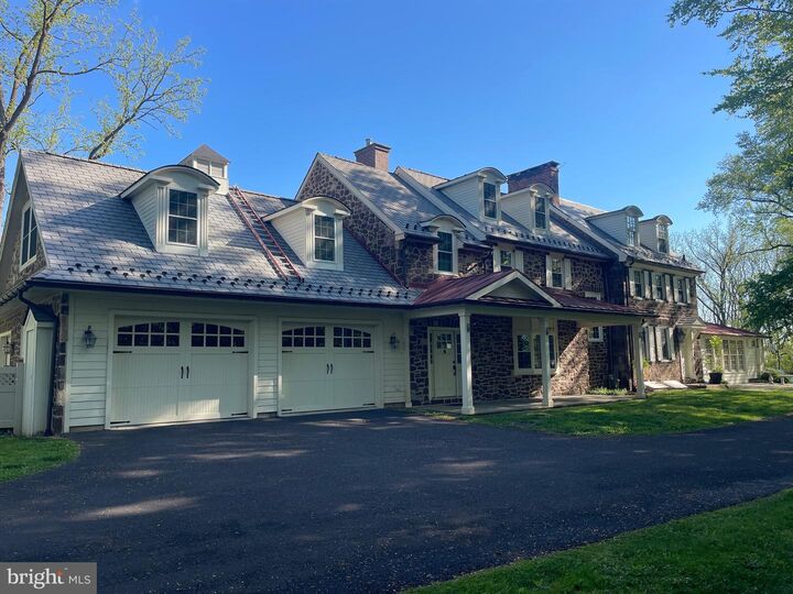 Property Photo:  1682 Clydesdale Circle  PA 19067 