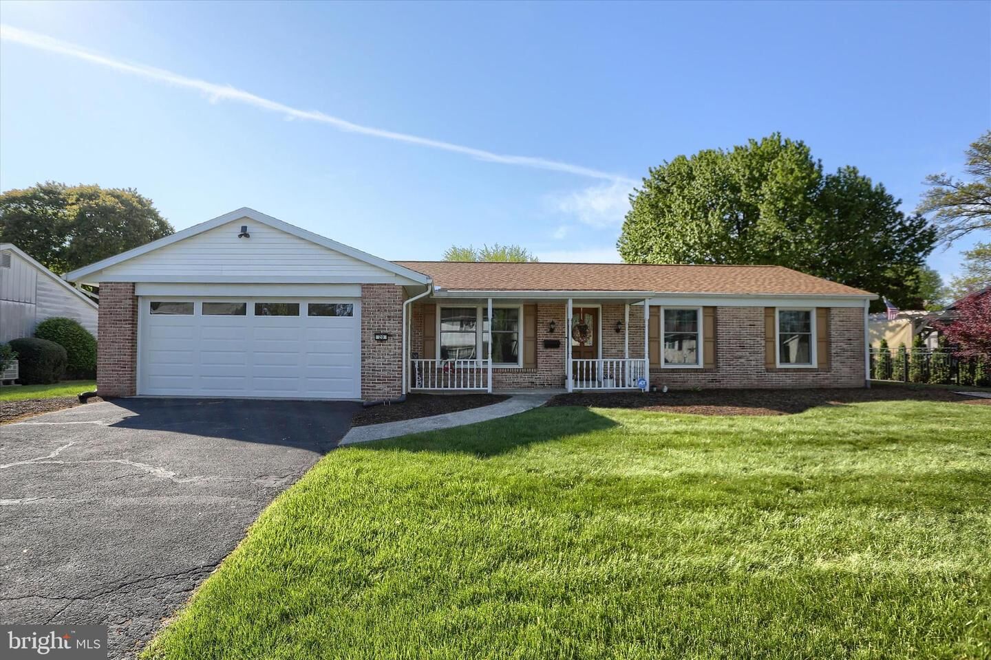 Property Photo:  20 Sycamore Lane  PA 17078 