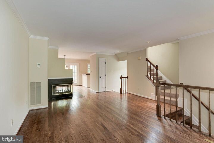 Property Photo:  1264 Quaker Hill Drive  VA 22314 