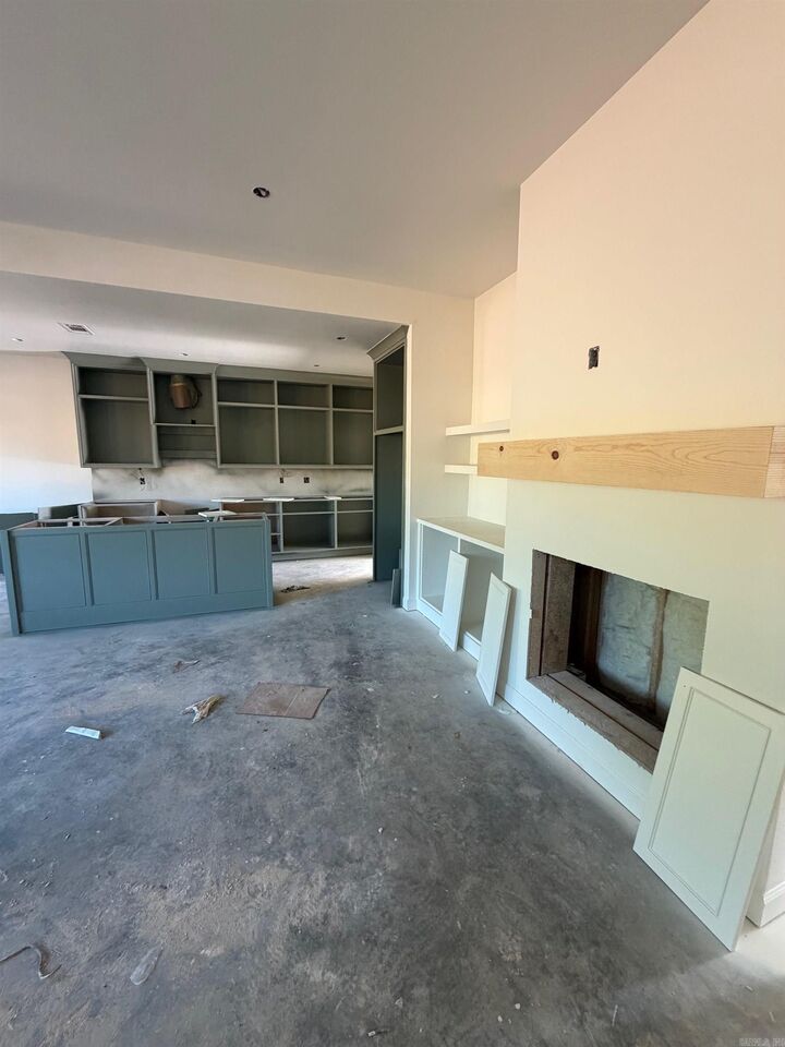 Property Photo:  102 Fitzgerald Drive  AR 72015 