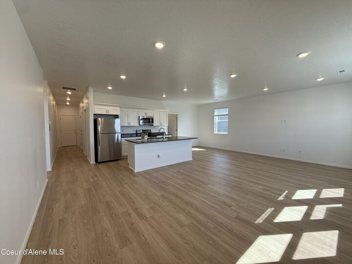 Property Photo:  5302 E Antares Ln  ID 83854 