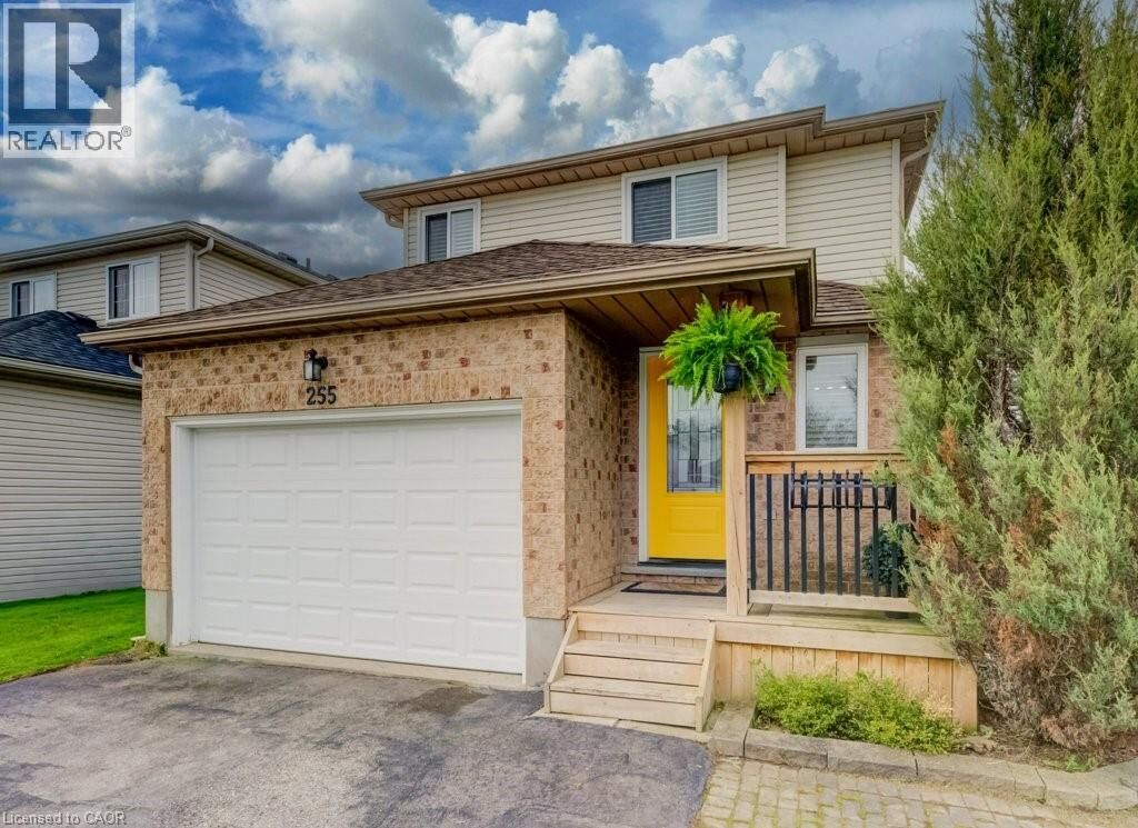 Property Photo: 255 Highbrook Crescent ON N2E 3P6