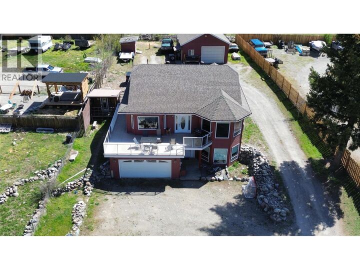 Property Photo:  529 Dagur Way  BC V0X 1W0 
