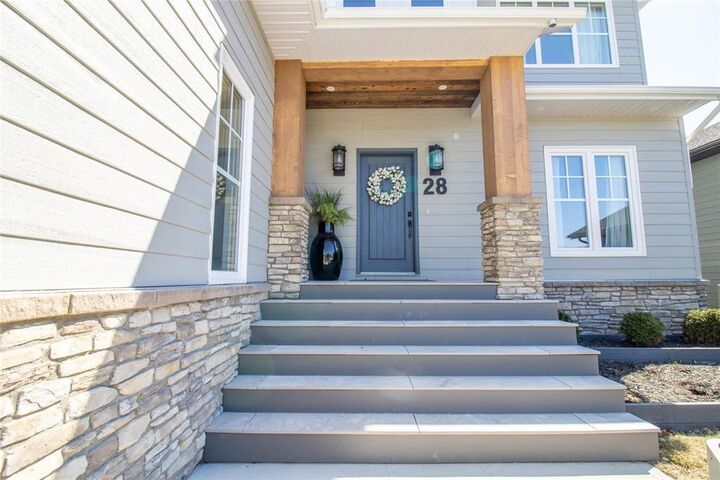Property Photo:  28 Skandic Bay  MB R5G 1K8 