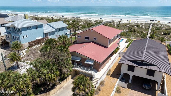Property Photo: 1413 N Atlantic Avenue FL 32169