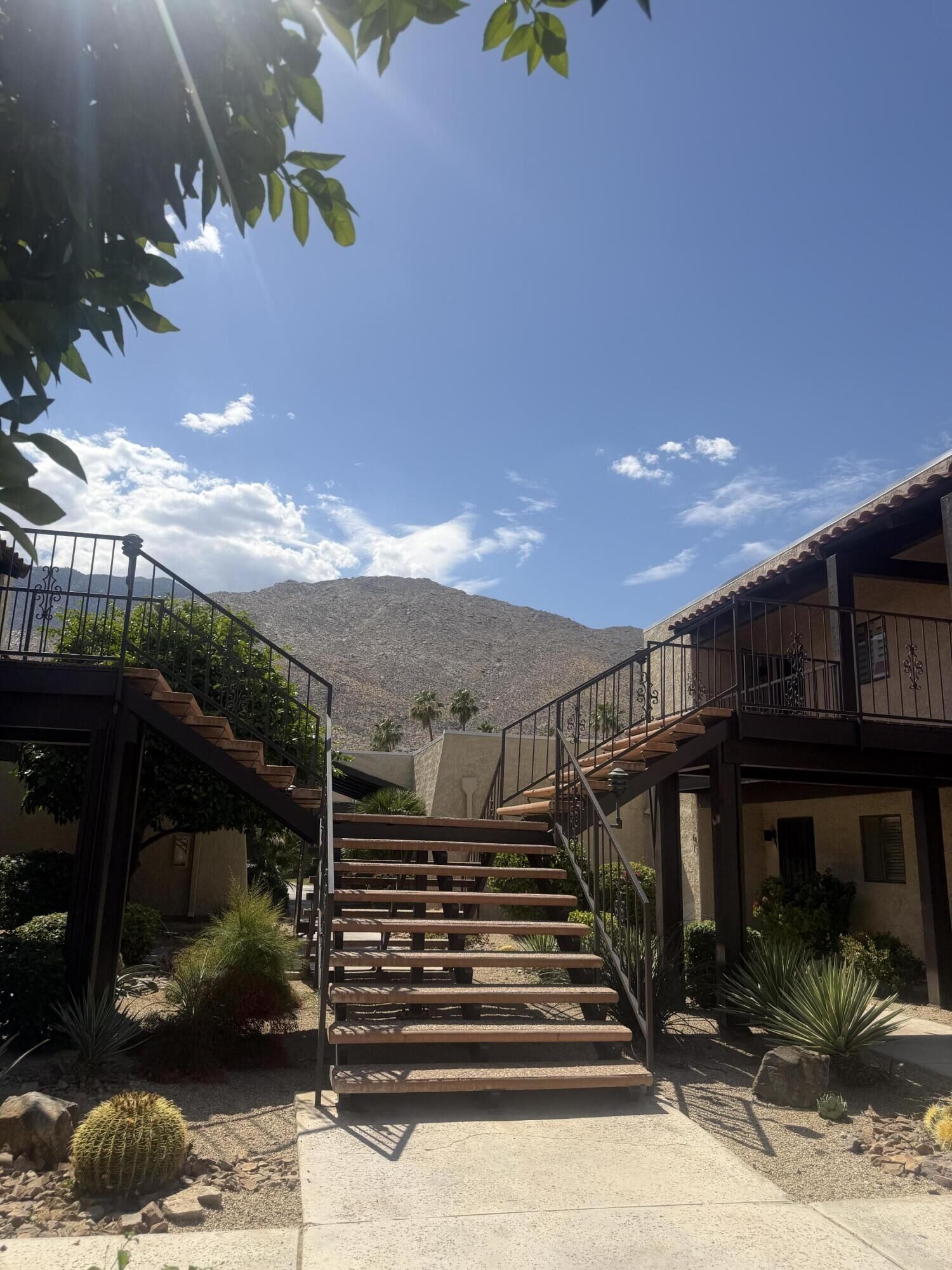Property Photo:  451 E Vía Carisma 72  CA 92264 