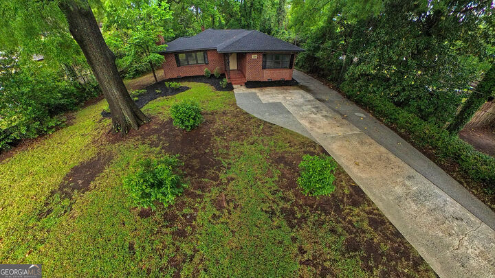 Property Photo:  200 Everett Square  GA 31030 