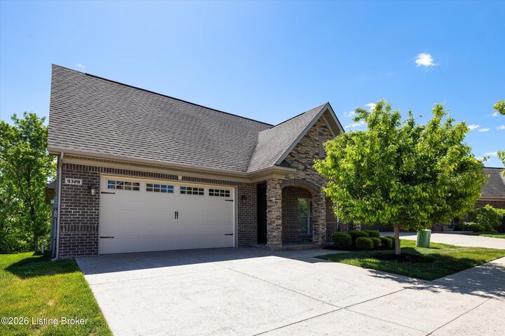 Property Photo:  9328 Cross Meadows Cir  KY 40291 