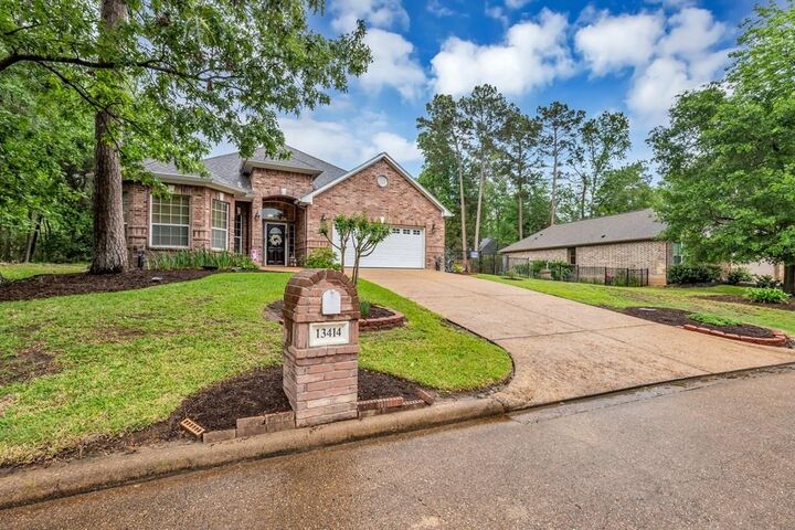 Property Photo:  13414 Cherry Hill Drive  TX 77356 