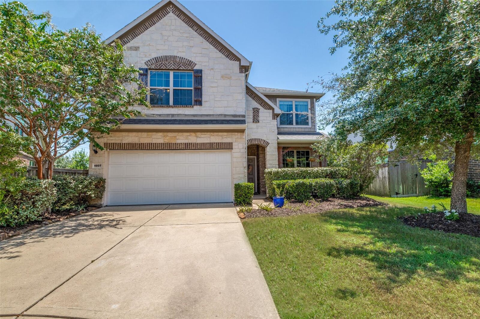 Property Photo:  4807 Guster Drive  TX 77494 