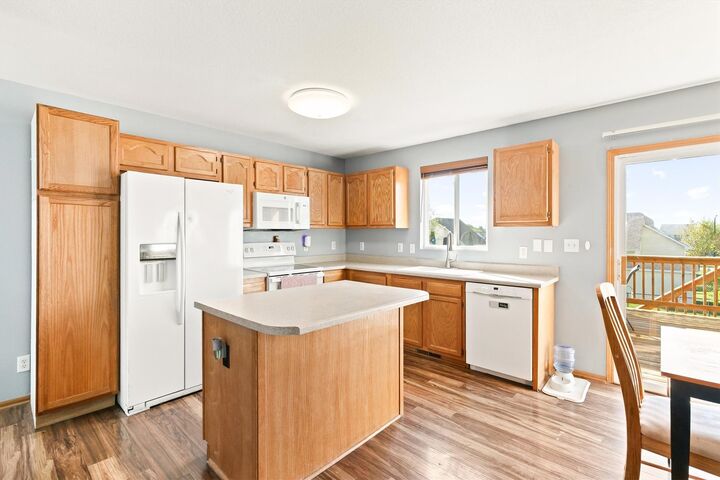 Property Photo:  1208 SW 4th Street  IA 50111 