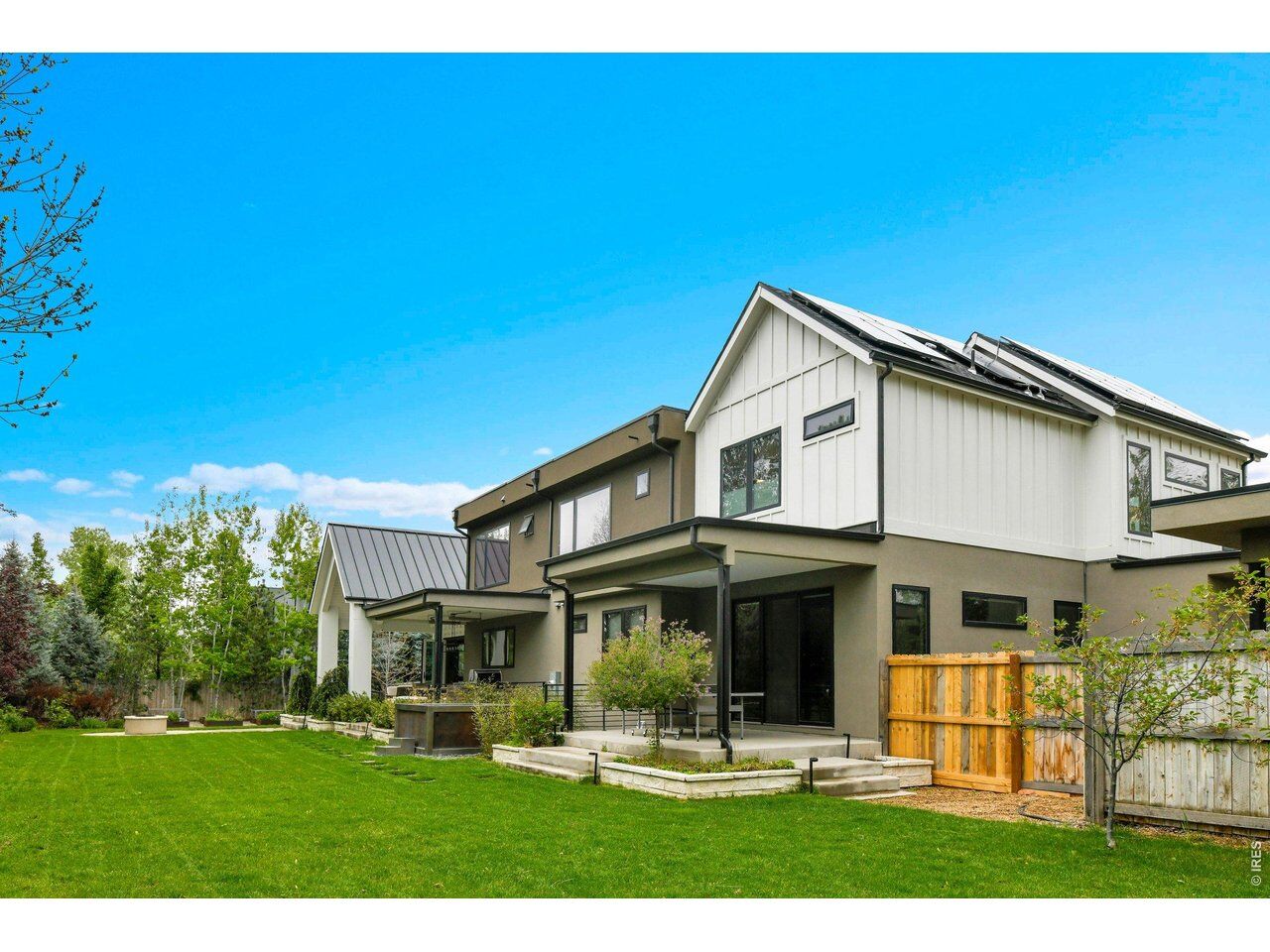 Property Photo:  2093 Tamarack Ave  CO 80304 