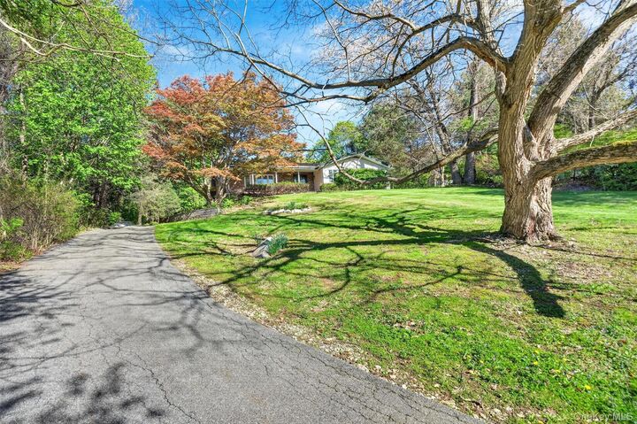 Property Photo:  18 Patti Place  NY 12533 