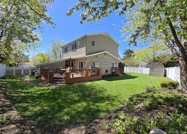Property Photo:  3 Martin Place  NY 11738 